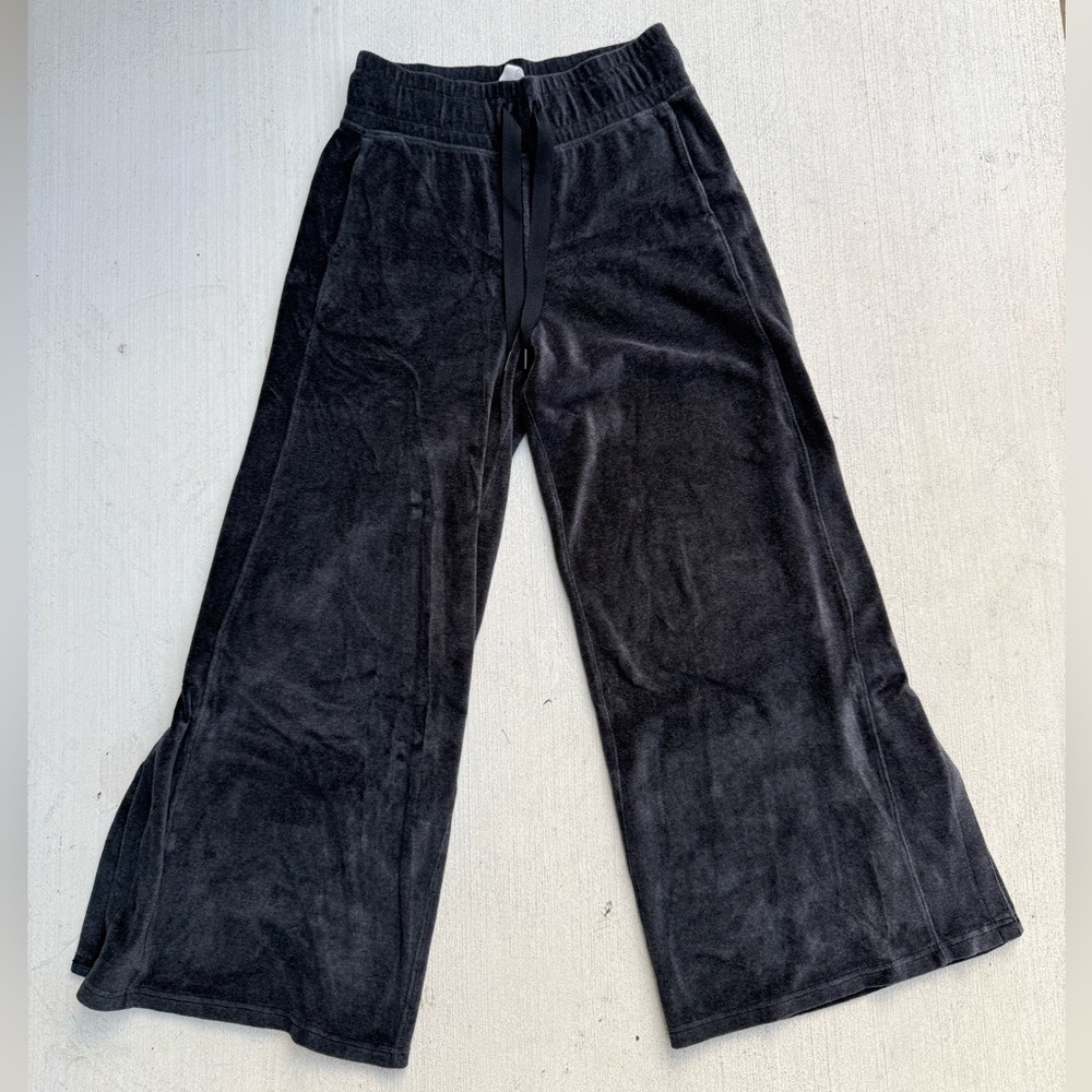 Lululemon Terry Velour High-Rise Wide-Leg Pants Black Size 6 Side Slit Black Y2K